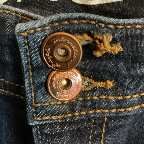 INC Jeans Women's 6 Crop Straight Leg Curvy Fit Mid Rise Double Button - Picture 5 of 10